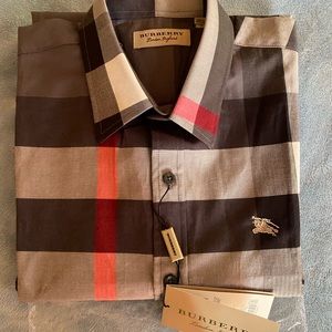 Xl long sleeve man’s dress shirt. Best fits large.